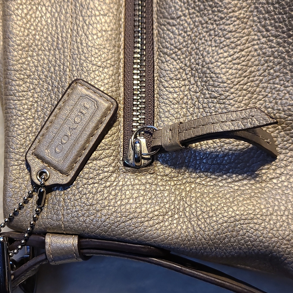 Metallic COACH Bag - Picture 2 of 11